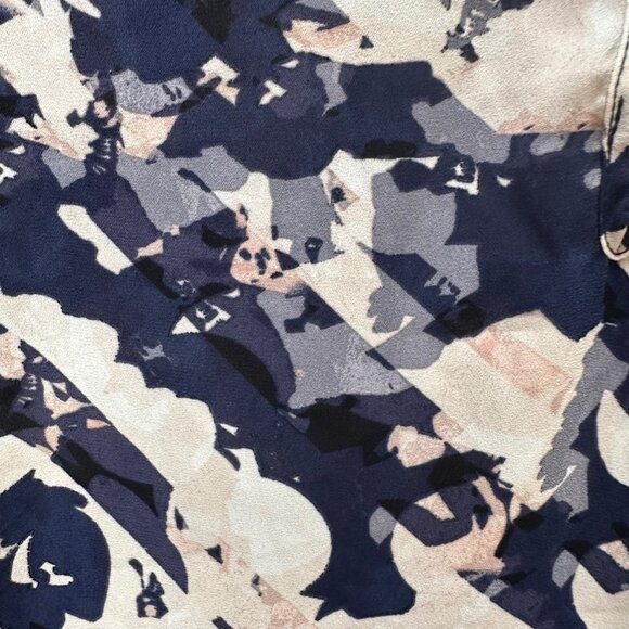Cynthia Rowley Blouse Floral Print Ruffle Sleeve Blue White 1/4 Button Front 2X - Picture 5 of 7